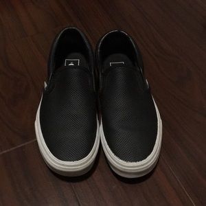 Barely wore it and don’t wear it anymore :)